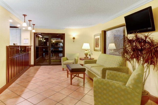 Days Inn by Wyndham Kissimmee West Main image